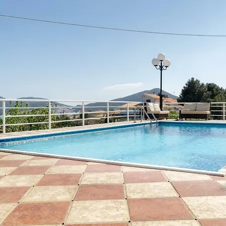 Vilă Luxus Incognito With Private Pool *